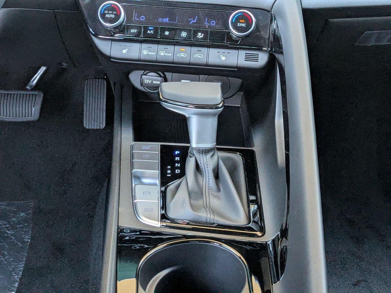 New 2025 Serenity White Hyundai SEL Convenience image 67