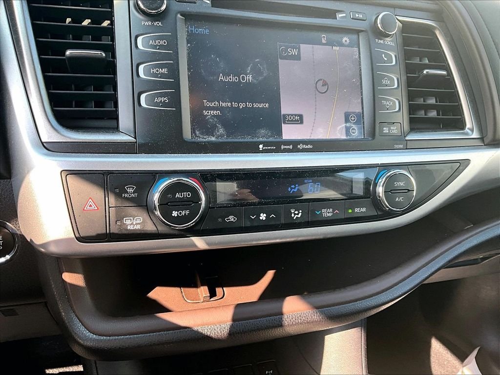 Used 2019 Celestial Silver Metallic Toyota XLE image 26