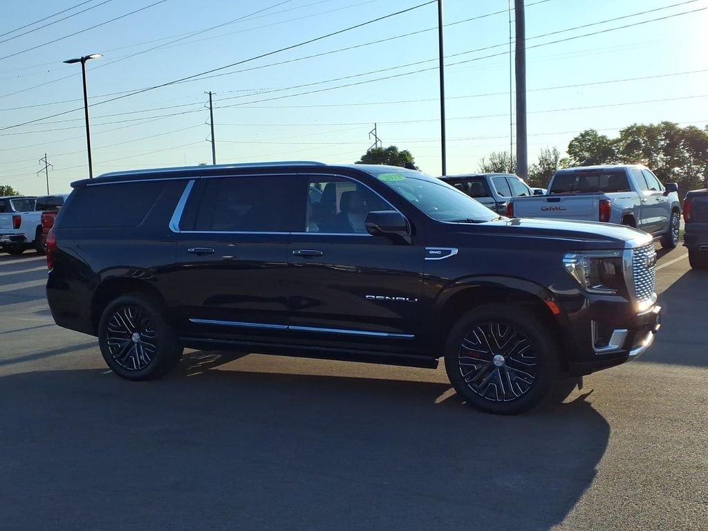 Used 2022 Midnight Blue Metallic GMC Denali image 16