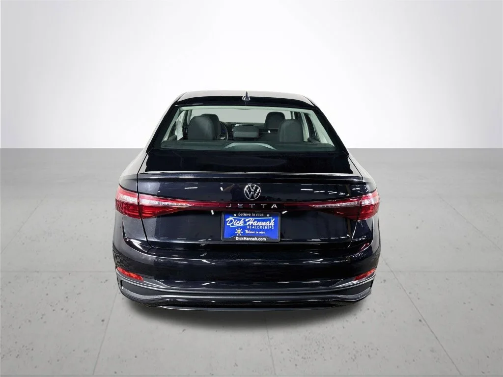 Used 2025 Gray Volkswagen 1.5T S image 7