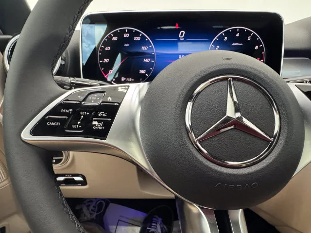 New 2026 White Mercedes-Benz C 300 image 24