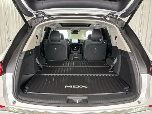 New 2026 Platinum White Pearl Acura Technology Package image 17