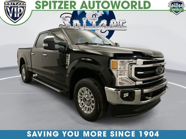 Used 2021 Black Metallic Ford Lariat image 1