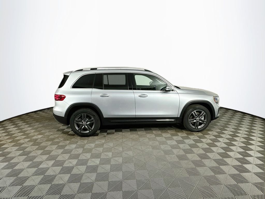 New 2026 Cirrus Silver Metallic Mercedes-Benz GLB 250 image 7