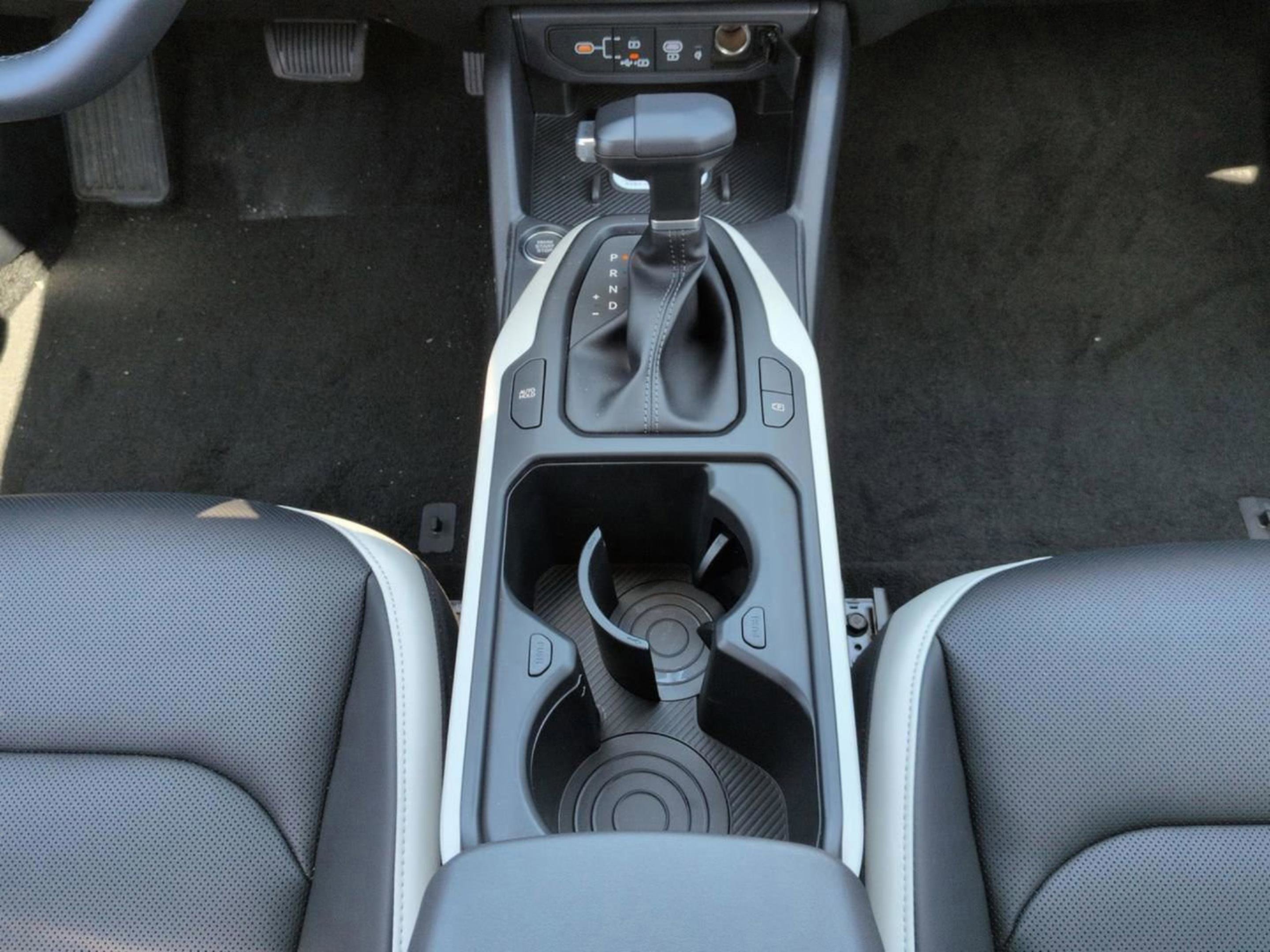 New 2026 Interstellar Gray Kia GT-Line image 20