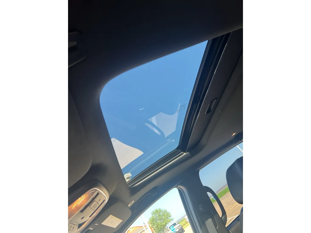 Used 2021 Granite Crystal Clearcoat Metallic Jeep Limited image 14