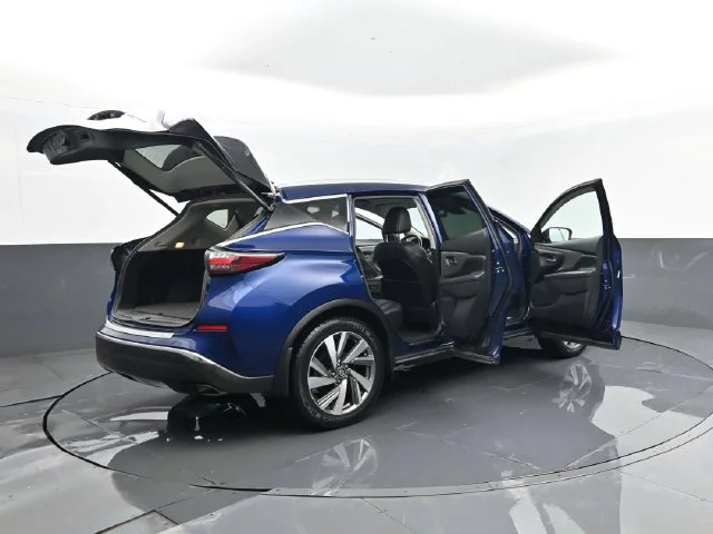 Used 2020 Deep Blue Pearl Nissan SL image 32