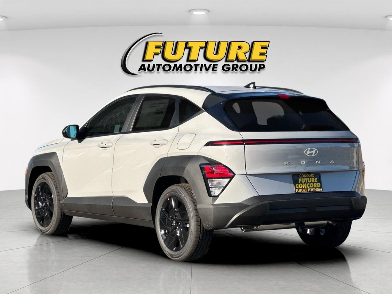 New 2027 Gray Hyundai SEL Sport FWD image 5