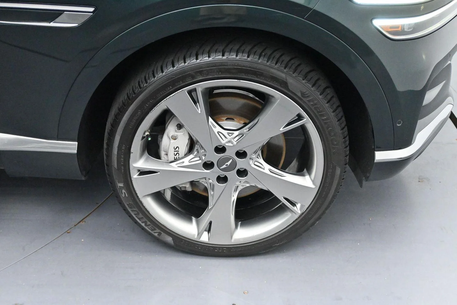 Used 2023  Genesis 3.5T AWD image 33