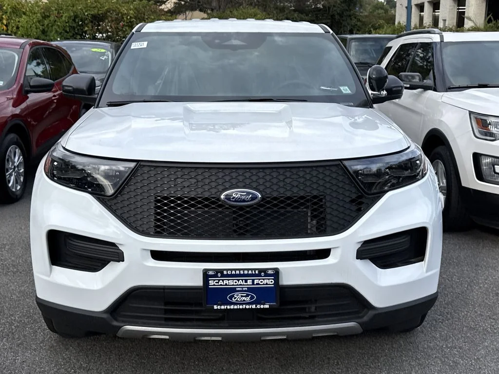 New 2025 White Ford Base image 2