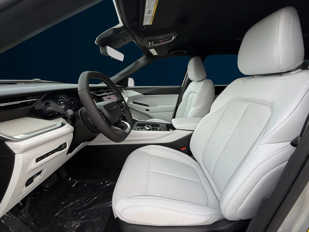 New 2026 Silver Jeep Laredo image 10
