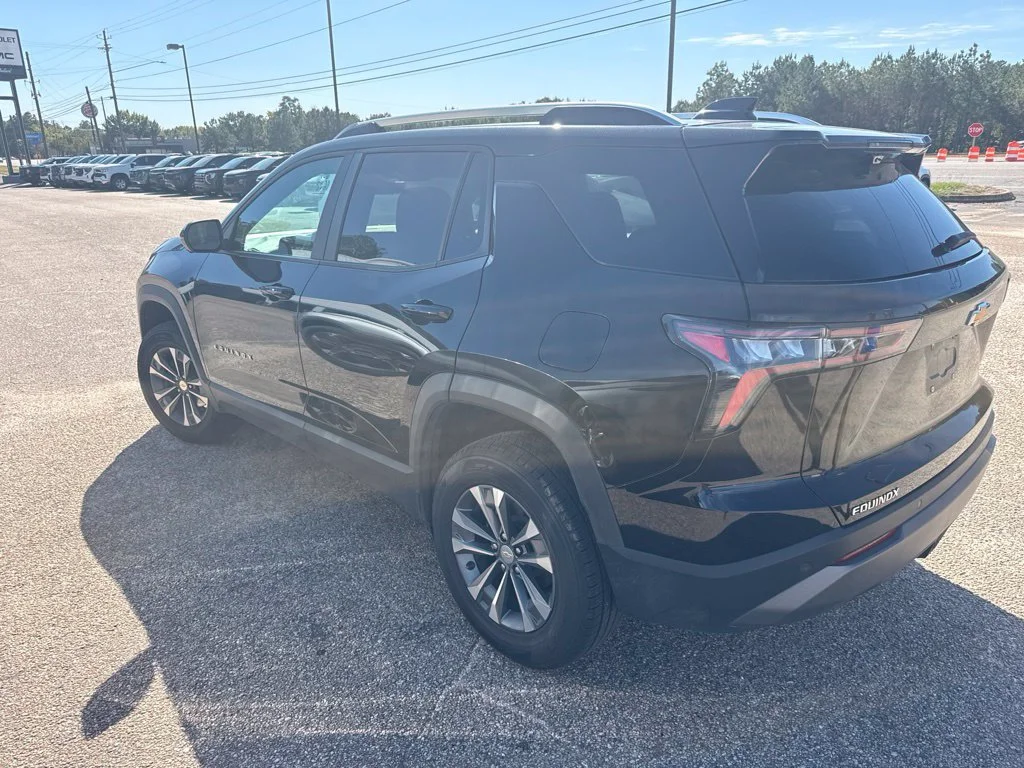 Used 2025 Mosaic Black Metallic Chevrolet LT image 2