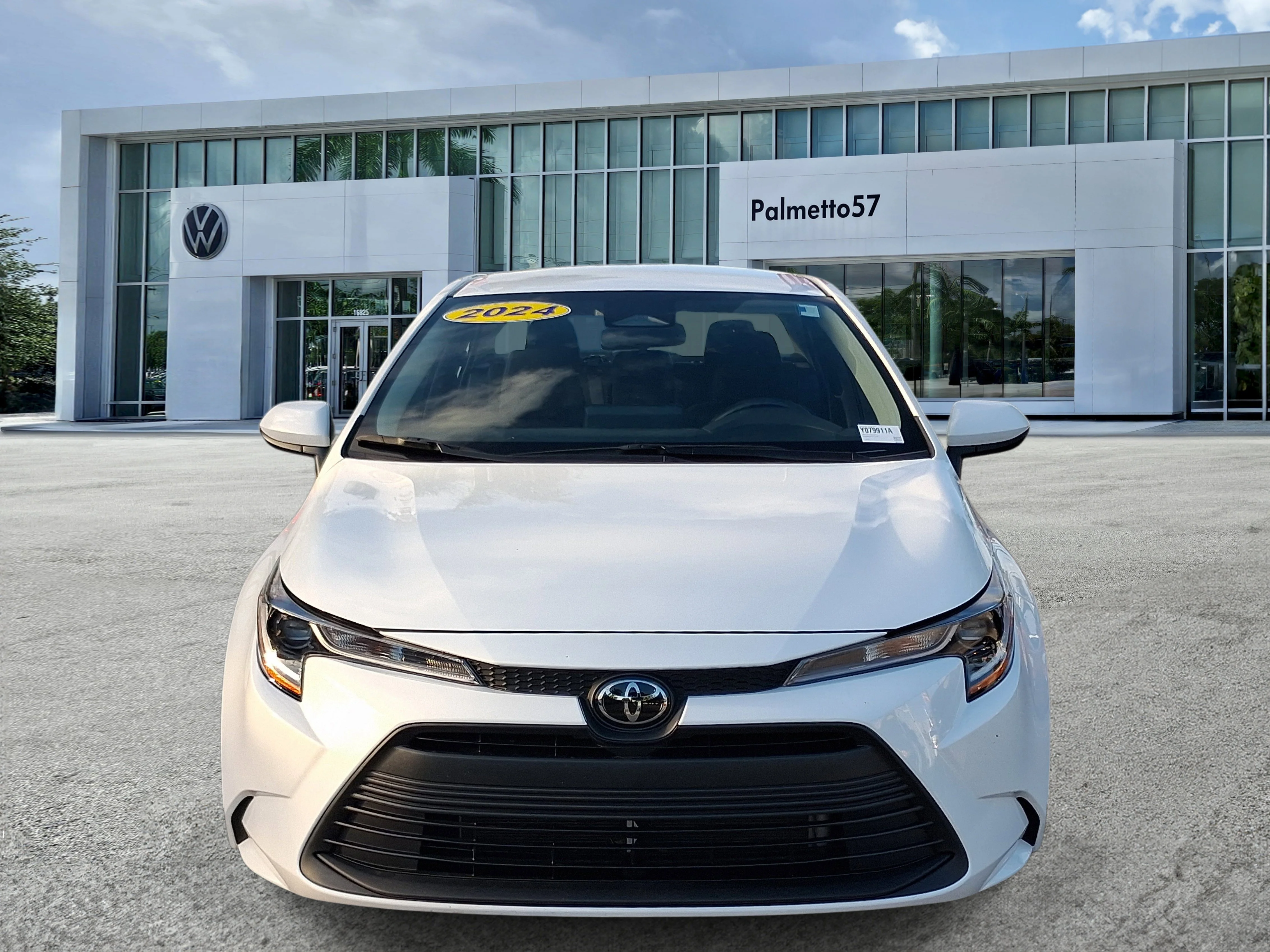 Used 2024 Toyota Corolla LE with VIN 5YFB4MDE4RP113589 for sale in Opa-locka, FL