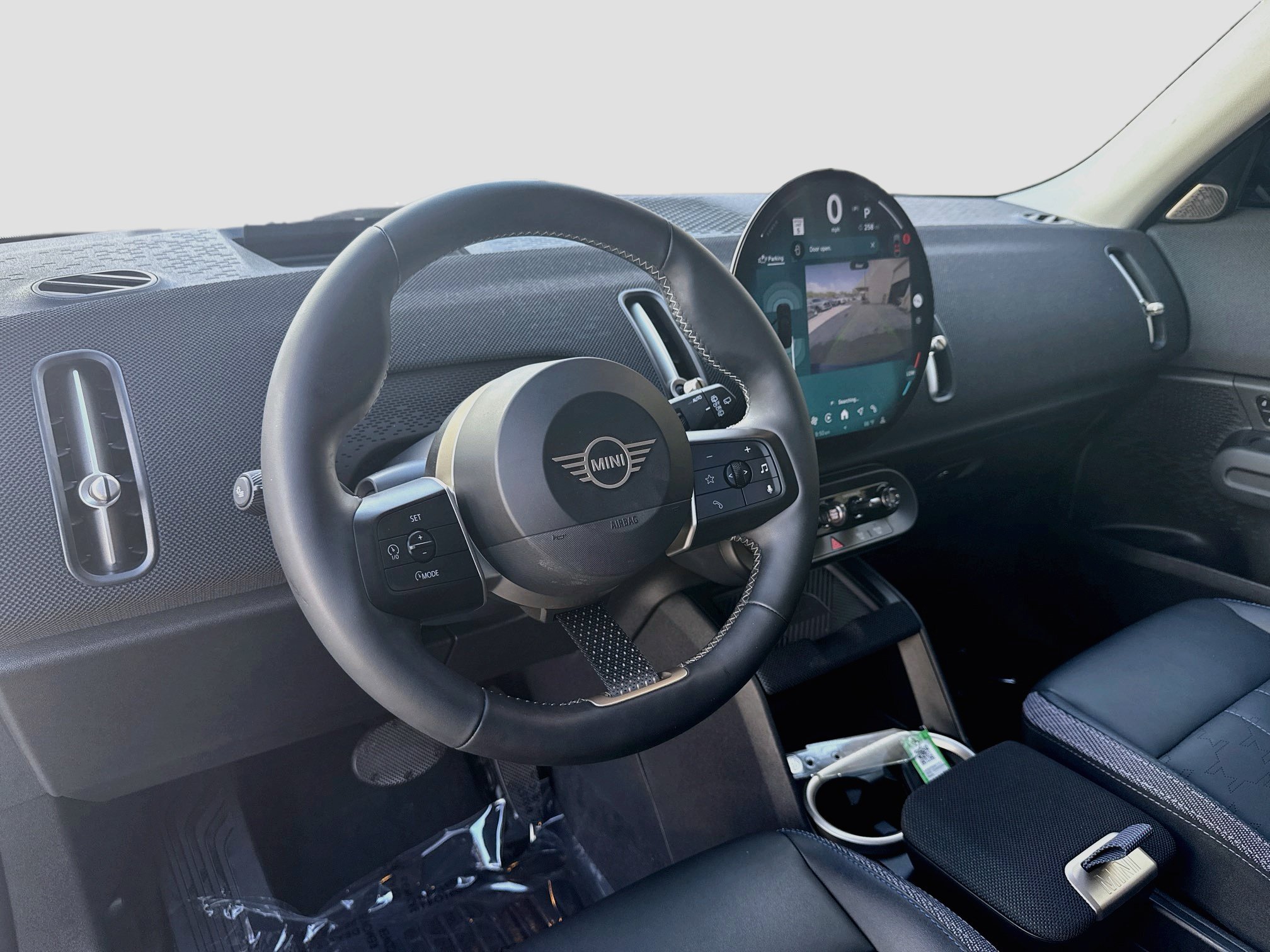 Used 2025 Midnight Black MINI S image 7