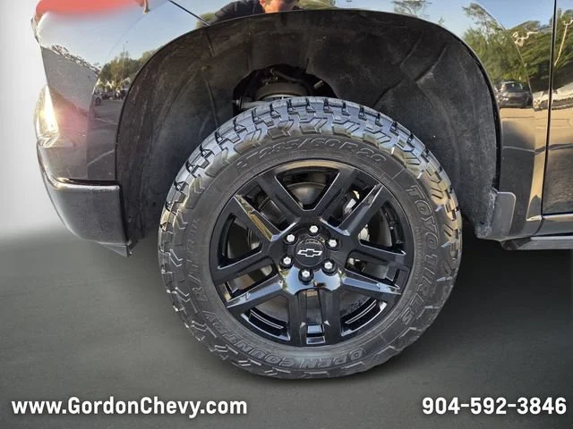 Used 2023 Black Chevrolet RST image 11