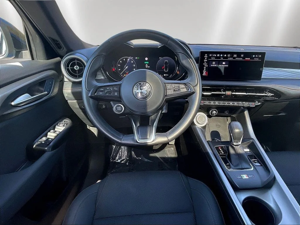 Used 2024 Blue Metallic Alfa Romeo Ti image 8