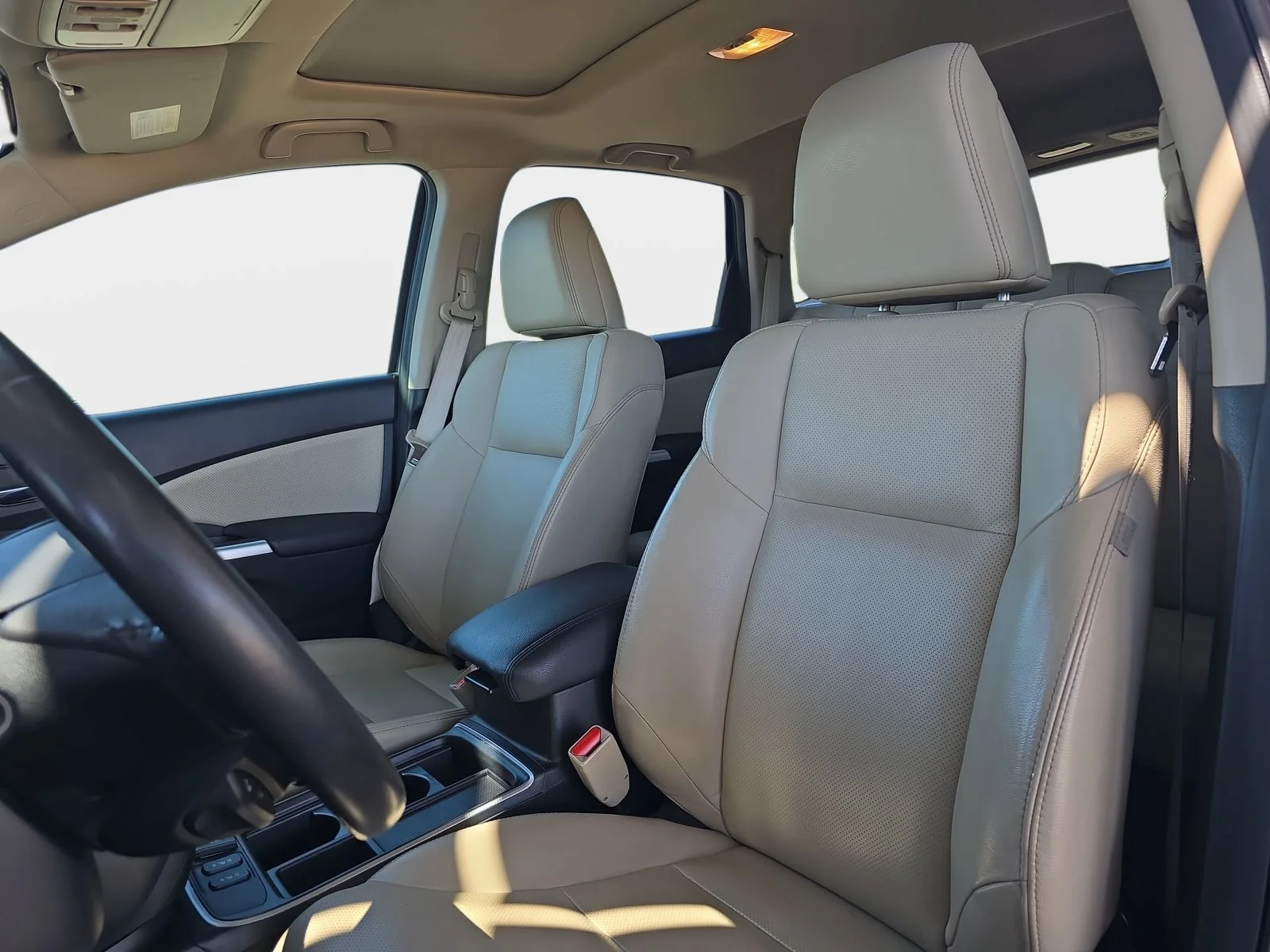 Used 2016 Alabaster Silver Metallic Honda EX-L image 17