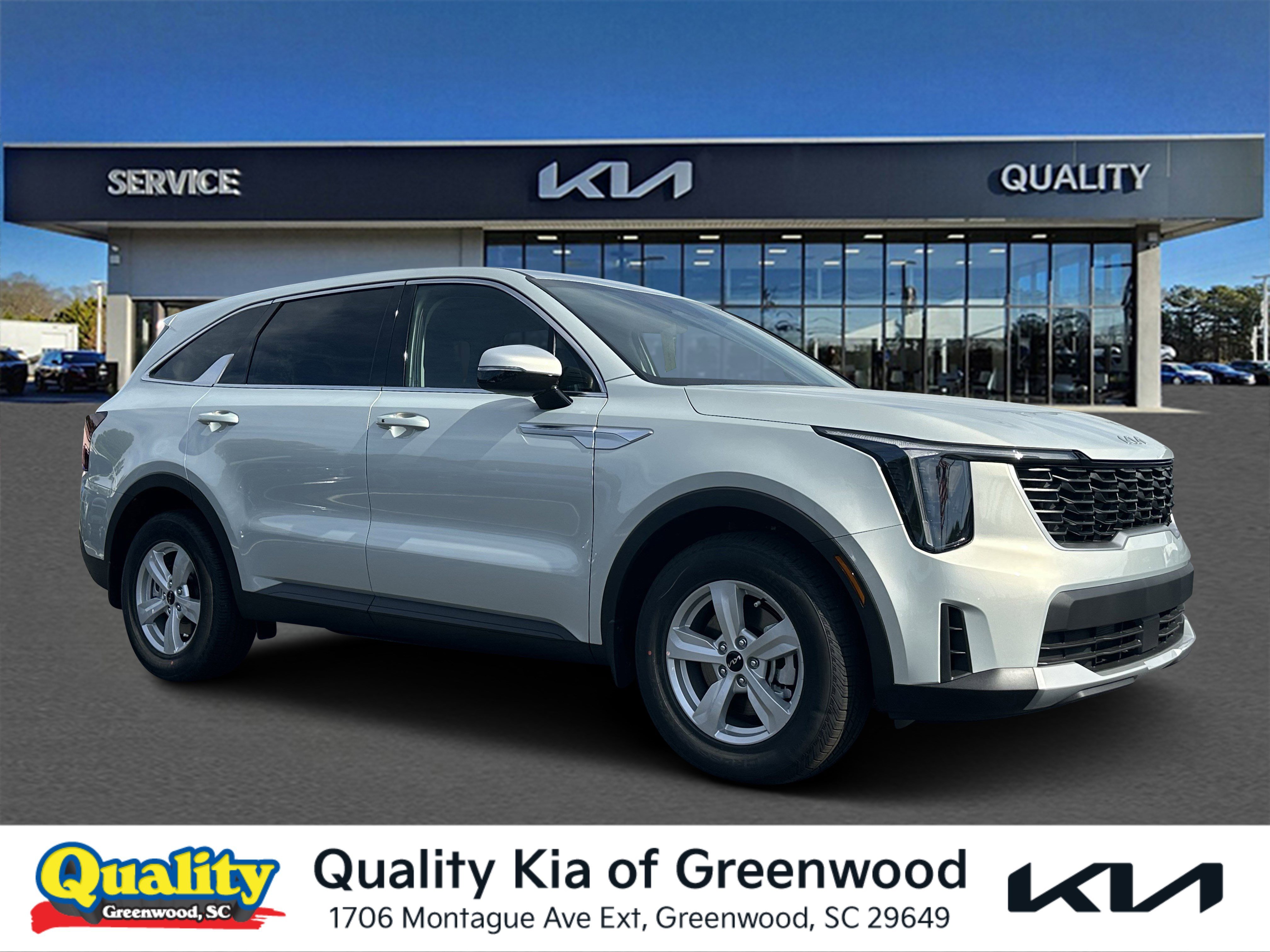 2026 Kia Sorento LX AT's photo
