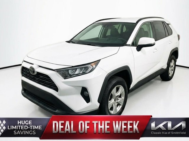 2020 Toyota RAV4 XLE