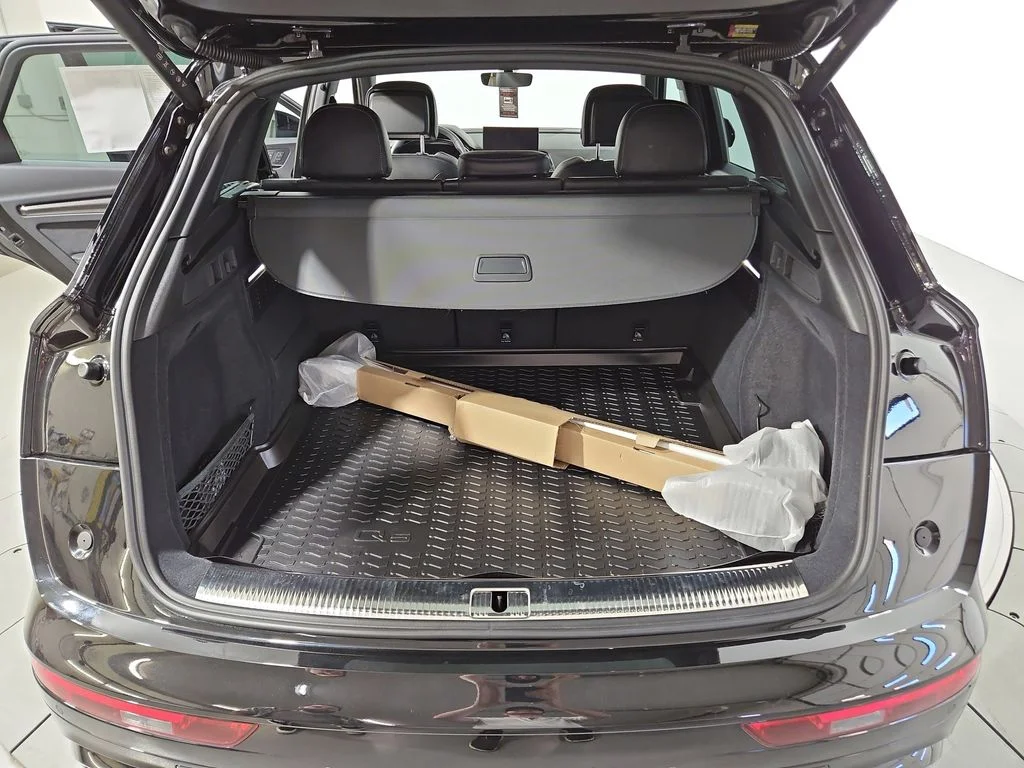 2025 Audi SQ5 Premium Plus - Photo 23