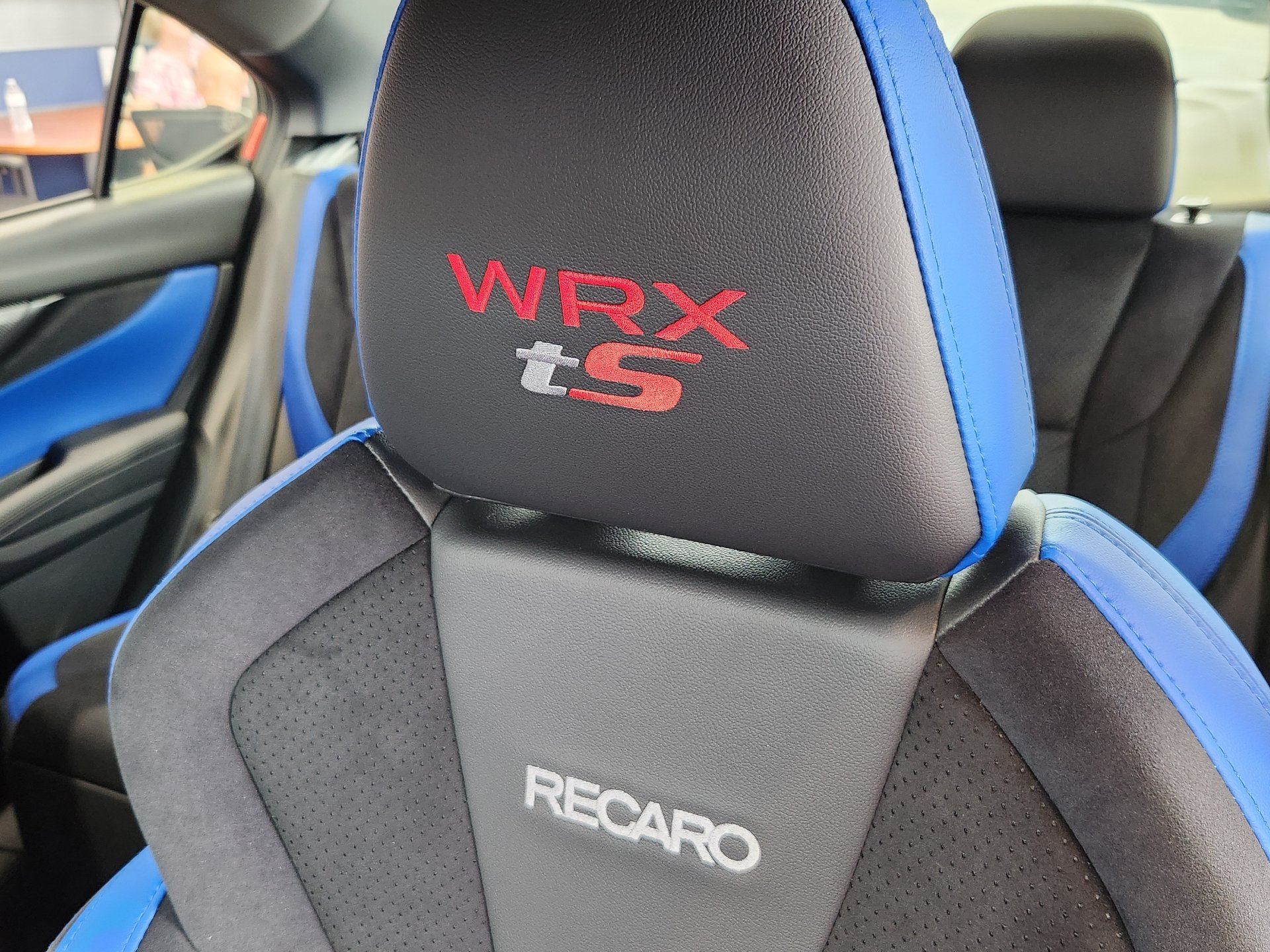 2026 Subaru WRX tS - Photo 9