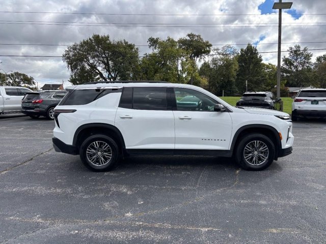 2024 Chevrolet Traverse 1LT - Photo 6