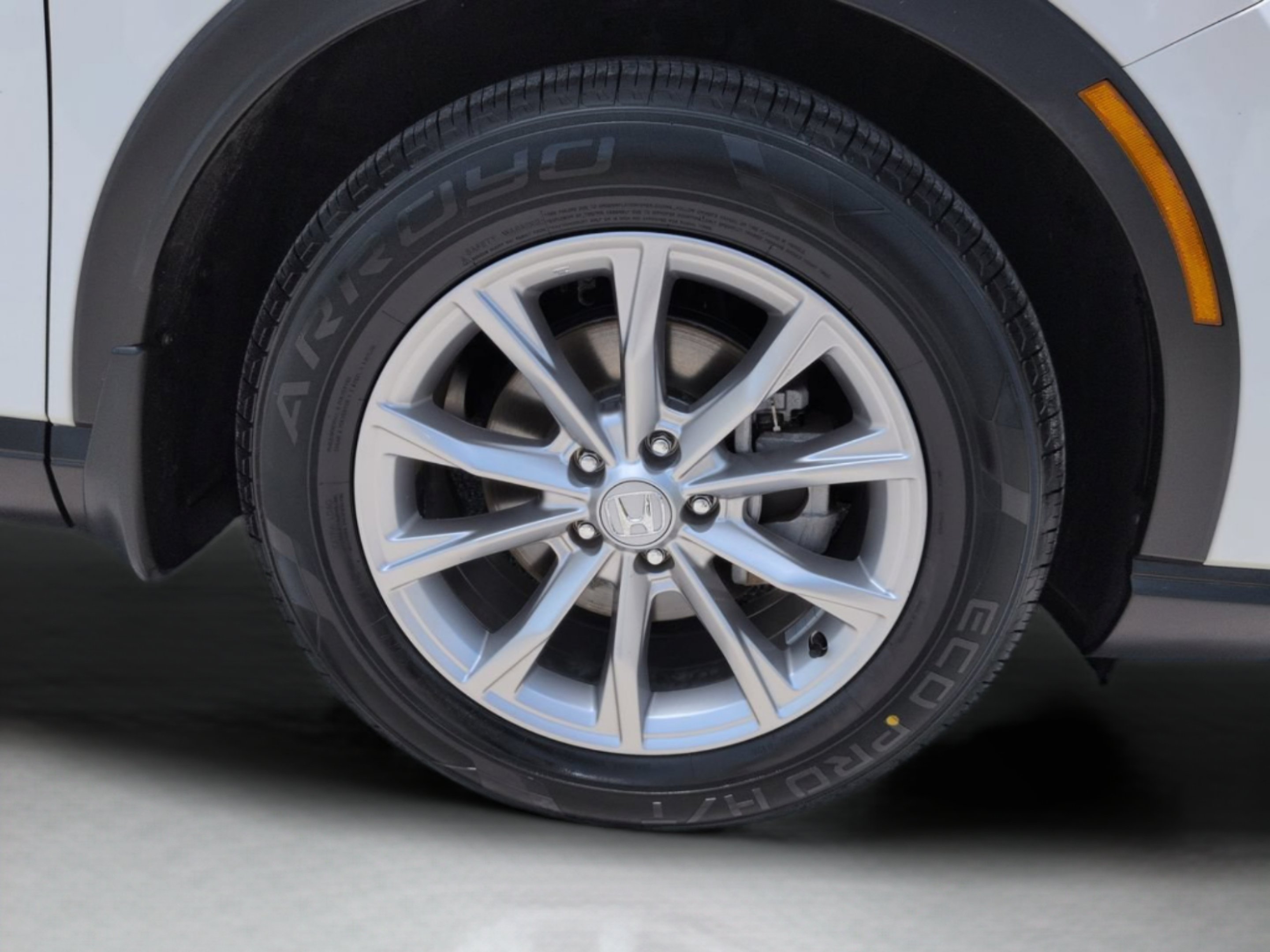 Used 2024 White Honda EX-L image 12