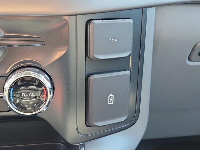 New 2026 Marsh Gray Ford XLT image 29