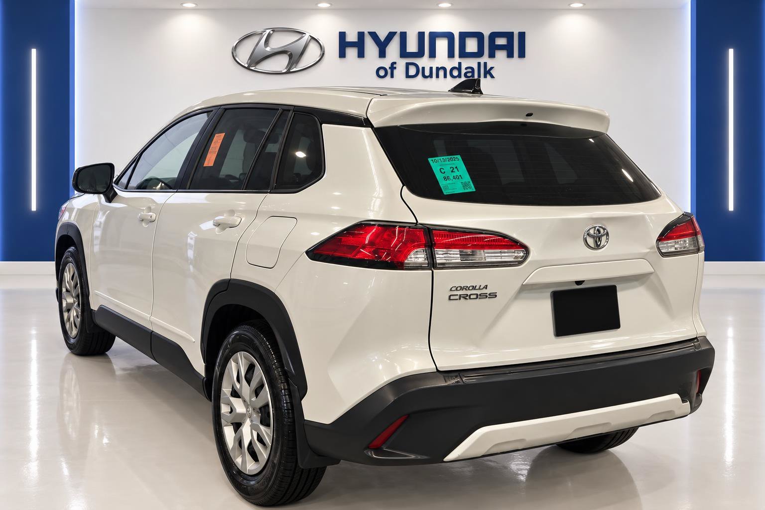 Used 2025 Beige Toyota L image 2
