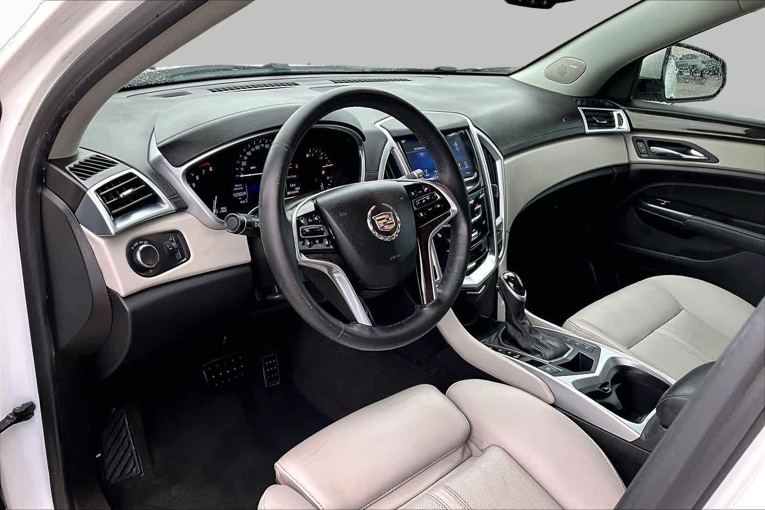 Used 2016 Platinum Ice Tricoat Cadillac Luxury Collection image 18