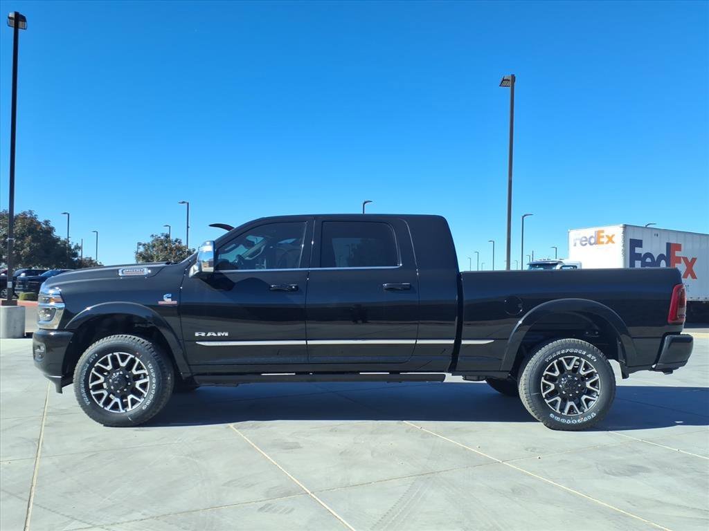 New 2026 Diamond Black Crystal Pearl-Coat Exterior Paint RAM Limited image 3
