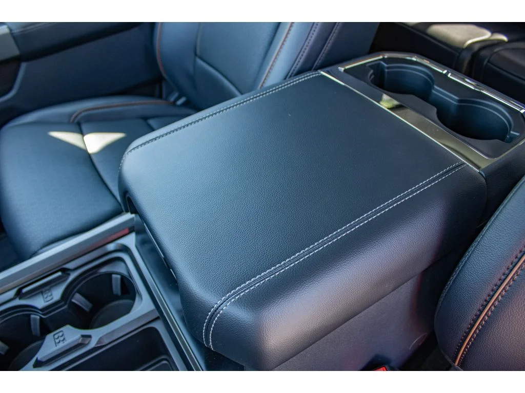 New 2026 Star White Metallic Tri-Coat Ford LARIAT image 36