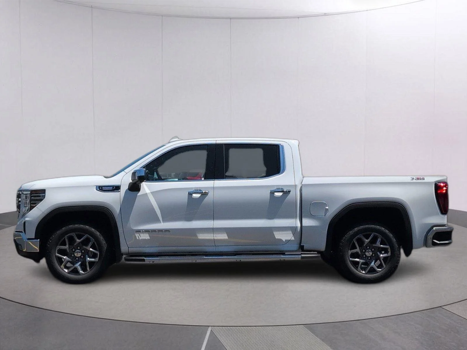 New 2026 Summit White GMC SLT image 2