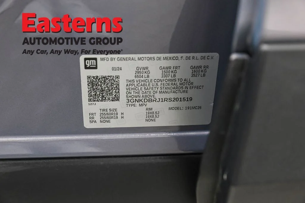 Used 2024 Gray Chevrolet LT image 36
