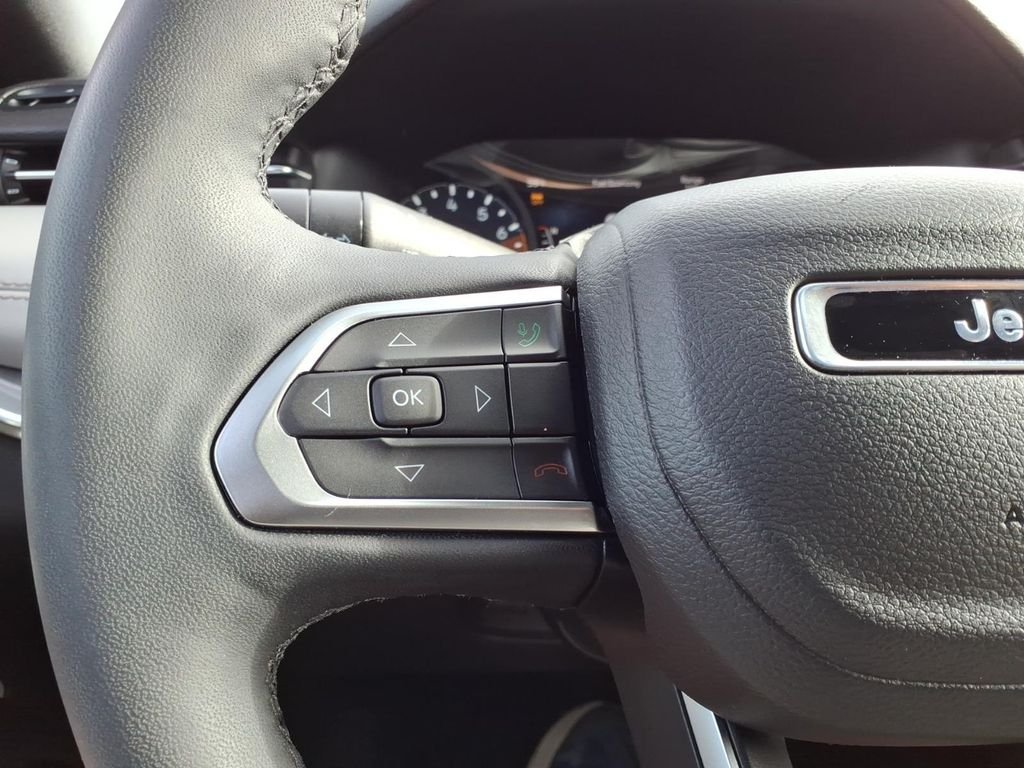 Certified Used 2024 Silver Jeep Limited image 19