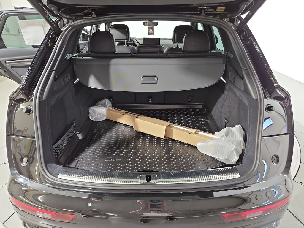 Used 2025 Black Audi Premium Plus image 23
