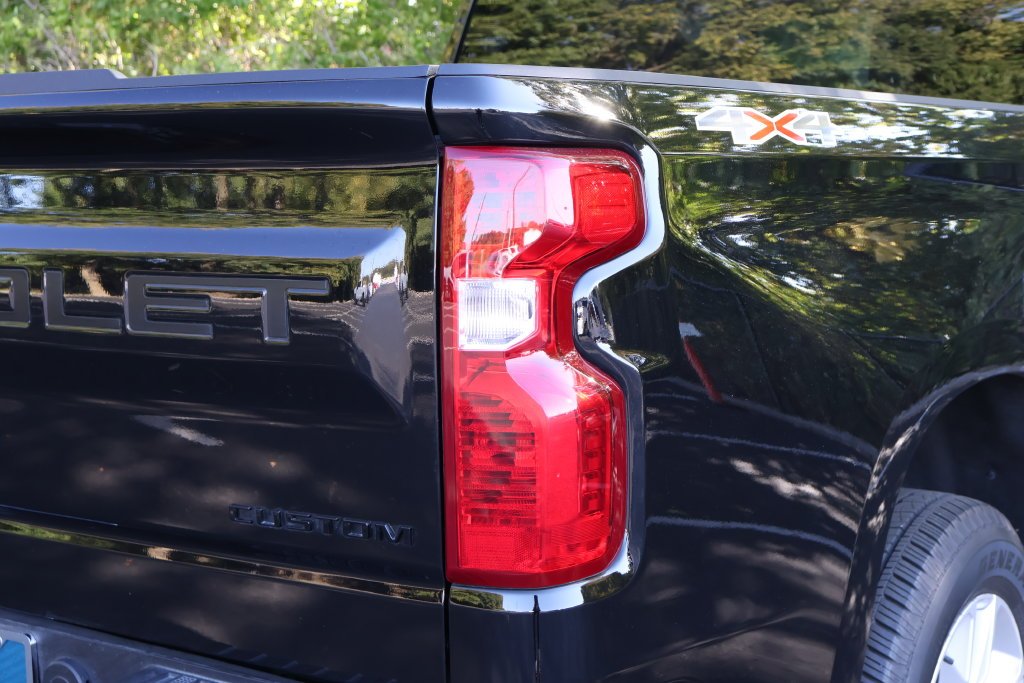 2024 Chevrolet Silverado 1500 Custom - Photo 10
