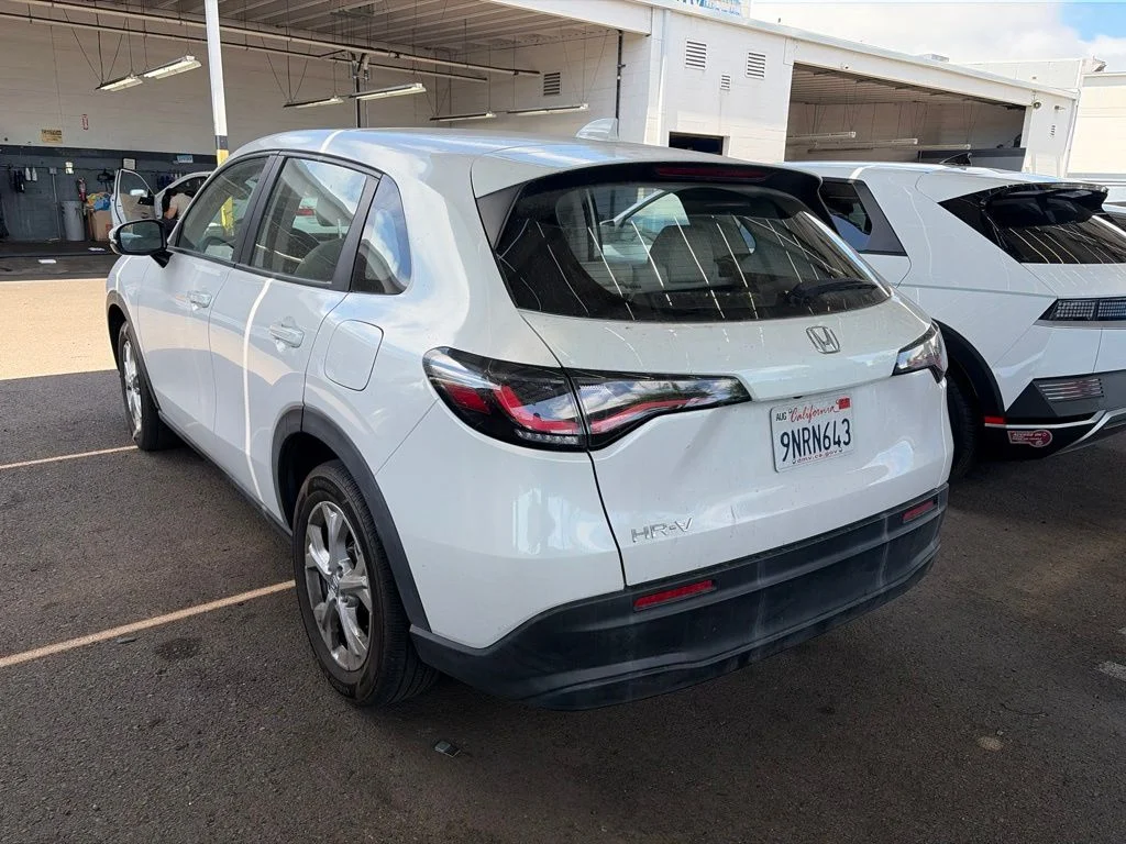 Used 2024  Honda LX image 16