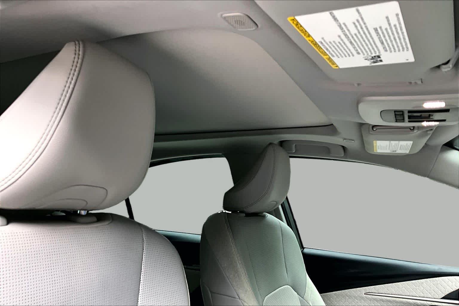 Used 2025 Heavy Metal Toyota XLE image 14