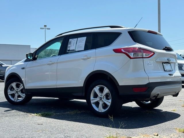 Used 2014 White Ford SE image 2