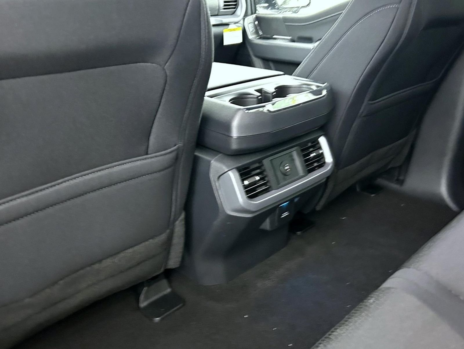 New 2026 Carbonized Gray Metallic Ford XLT image 21