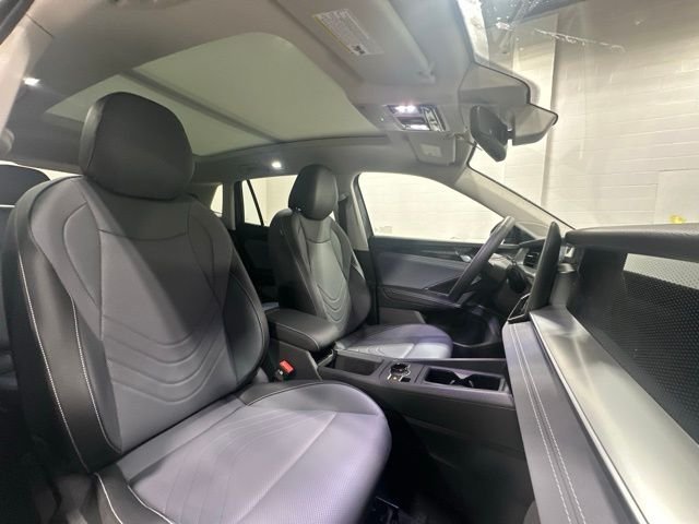 New 2026 Gray Volkswagen 2.0T SE image 14