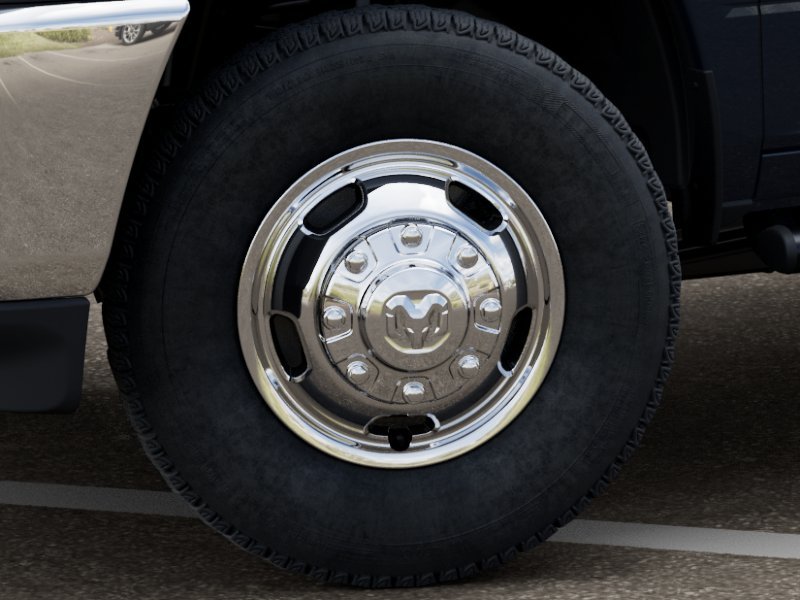 2026 Ram 3500 — photo 8