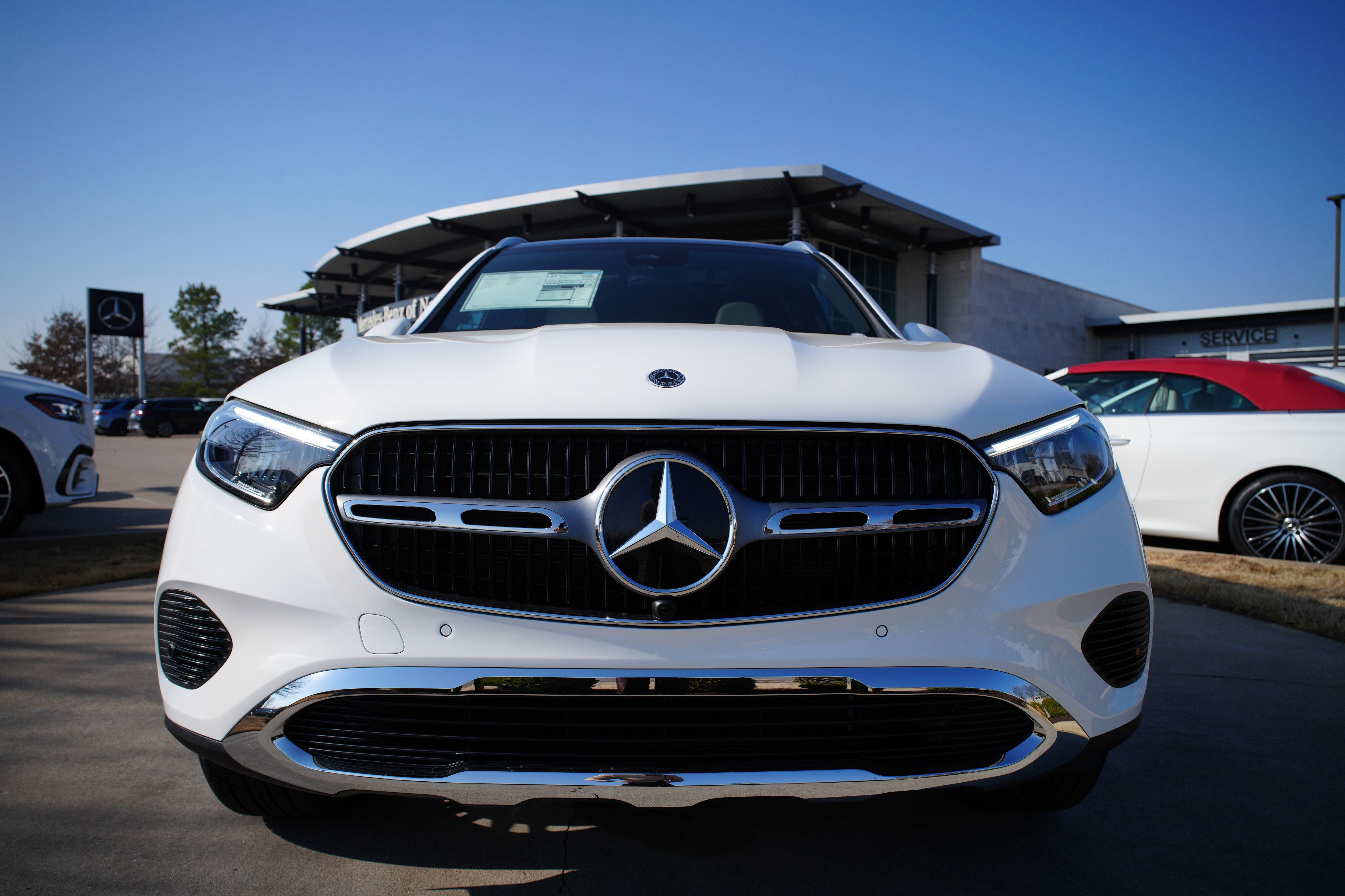 New 2026 POLAR WHITE Mercedes-Benz GLC 300 image 8