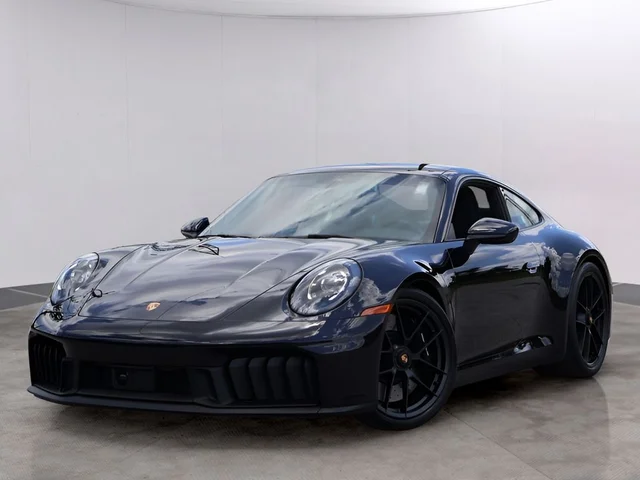 2025 Porsche 911 Carrera 4 GTS