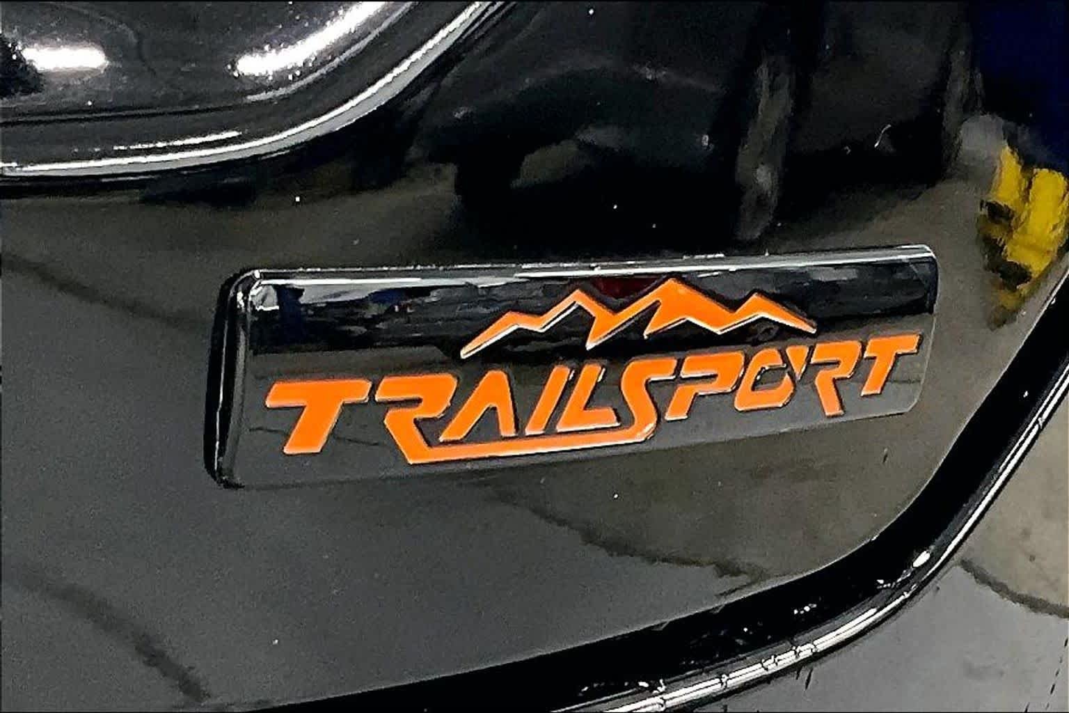 Used 2025 Crystal Black Pearl Honda TrailSport image 9