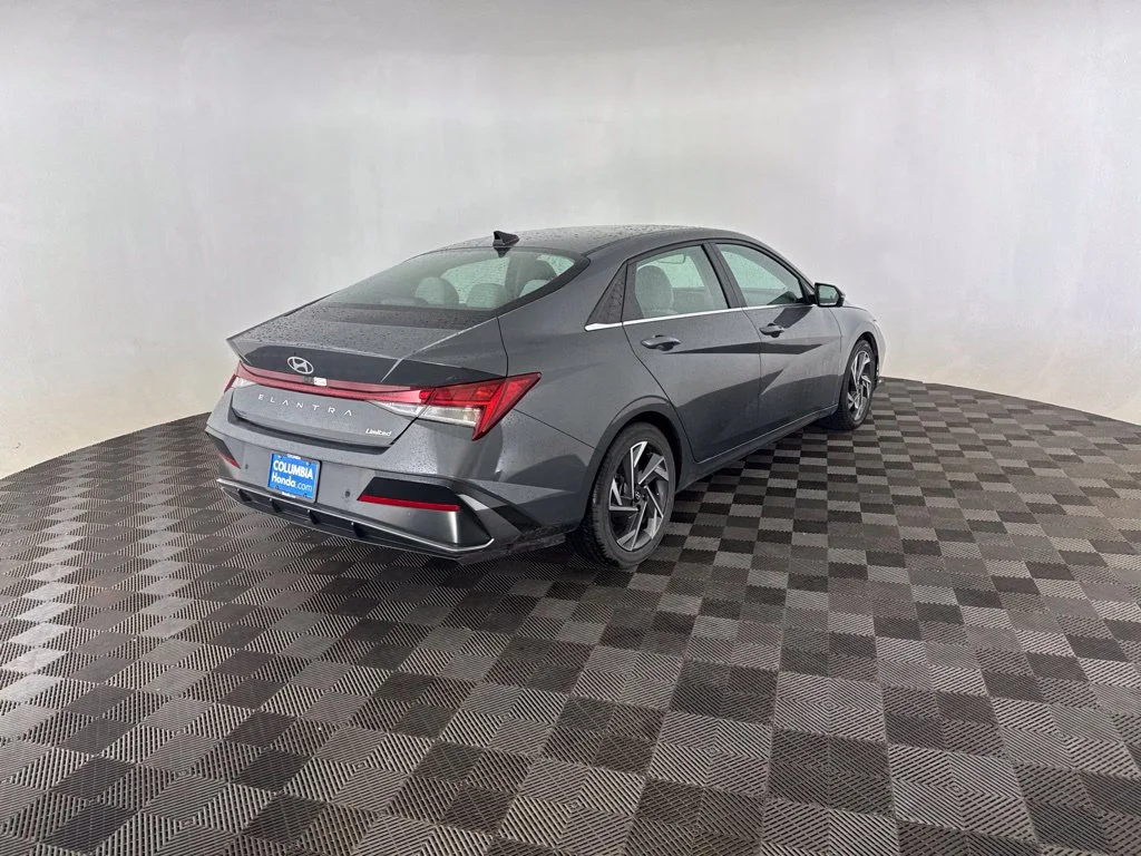 Used 2024 Gray Hyundai Limited image 5