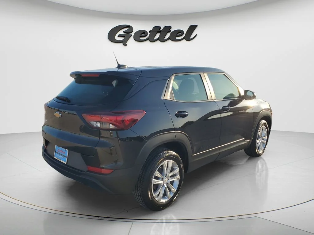 Used 2023 Mosaic Black Metallic Chevrolet LS image 5