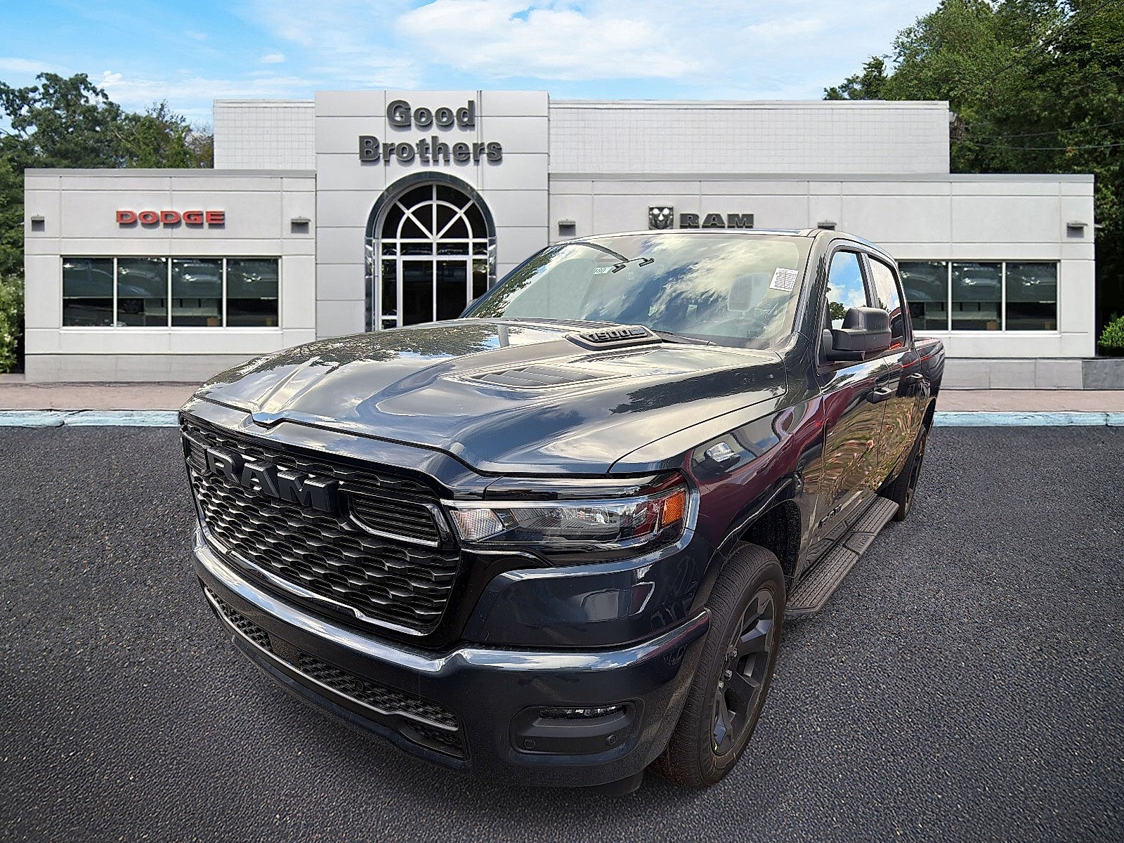 New 2026 Forged Blue Metallic Exterior Paint RAM Express Crew Cab 4x4 5