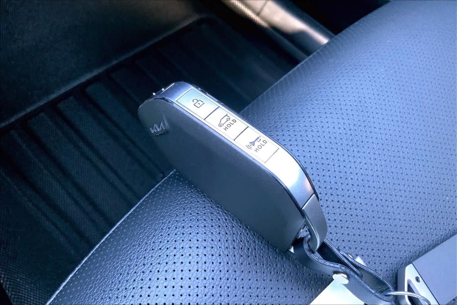 Certified Used 2026 Panthera Metal Matte Kia SX-Prestige image 15